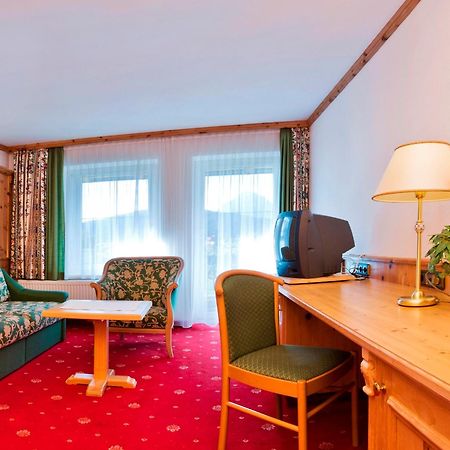 Wellnesshotel Schoenruh - Adults Only Seefeld in Tirol Exteriör bild