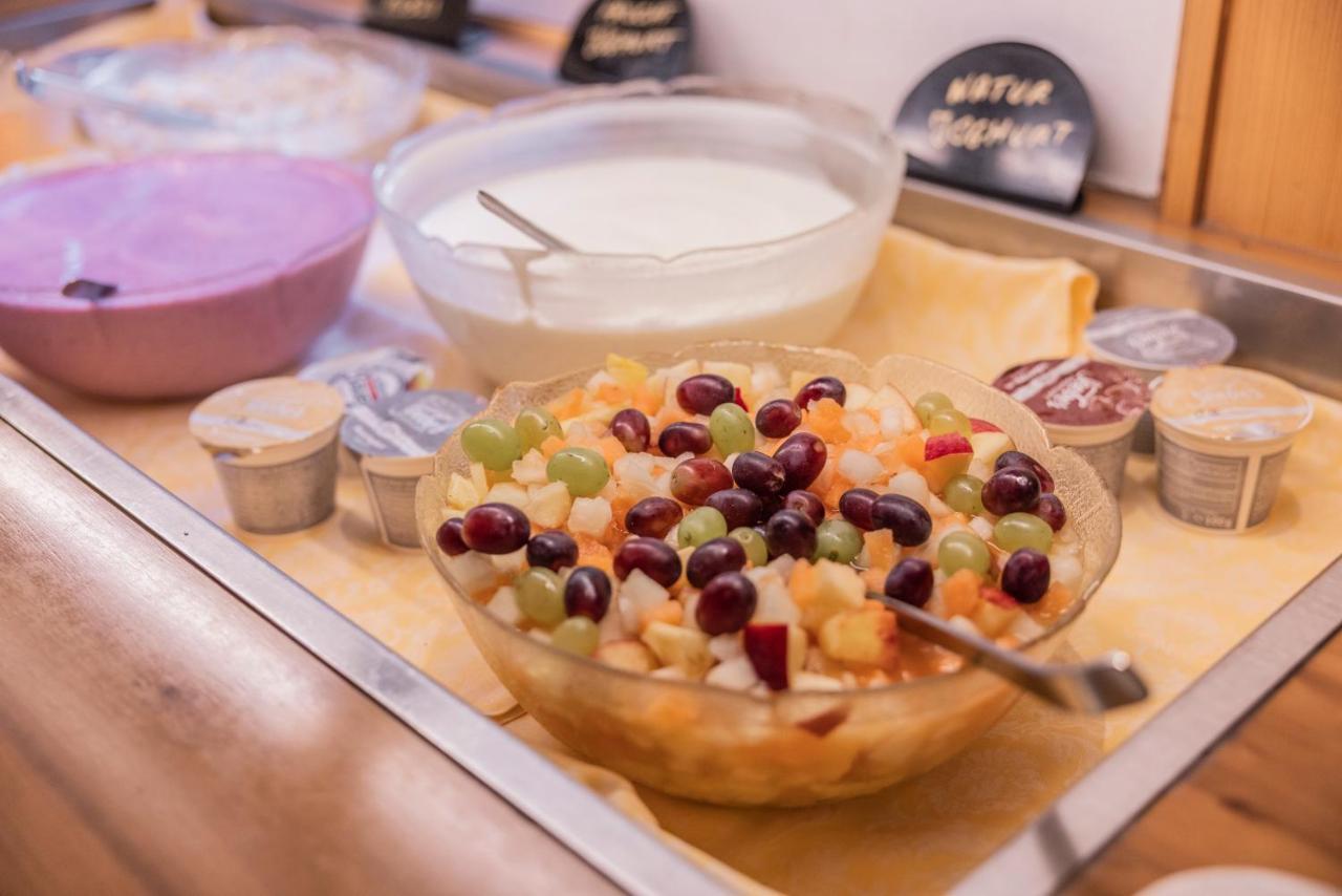 Wellnesshotel Schoenruh - Adults Only Seefeld in Tirol Exteriör bild